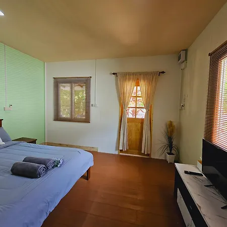Baan Suan Khun Ta บ้านพักสวนคุณตา Koh Chang Exterior photo