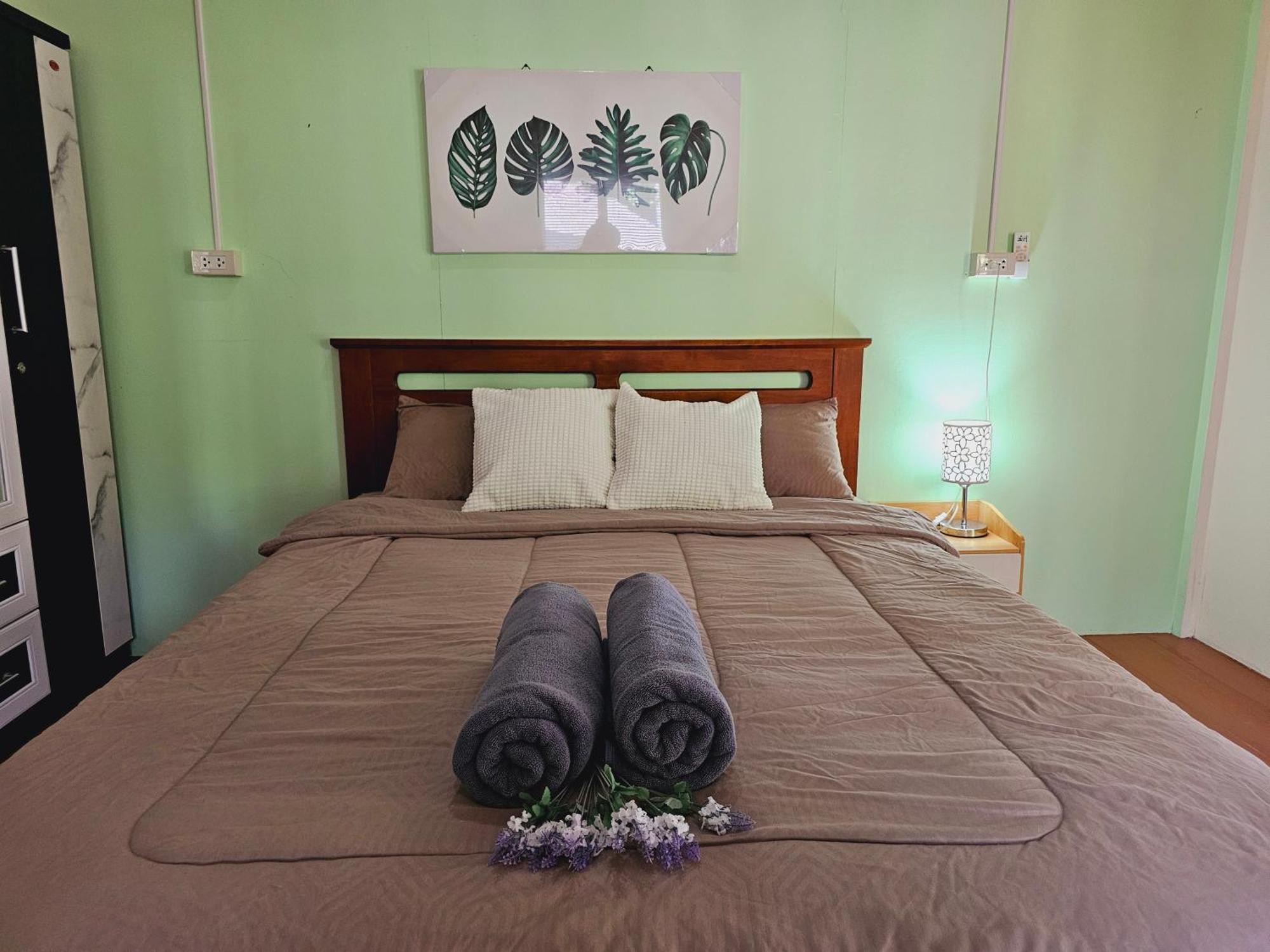 Baan Suan Khun Ta บ้านพักสวนคุณตา Koh Chang