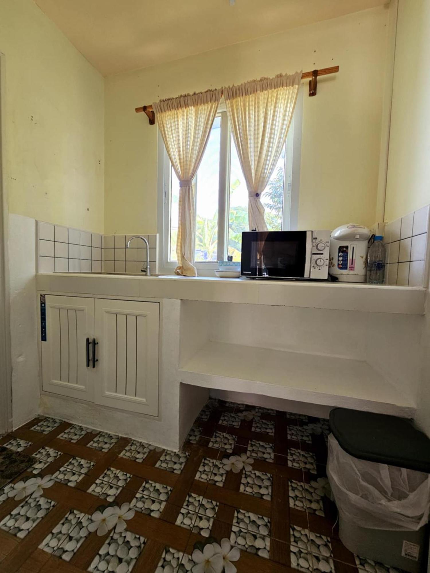 Baan Suan Khun Ta บ้านพักสวนคุณตา Ко Чанг