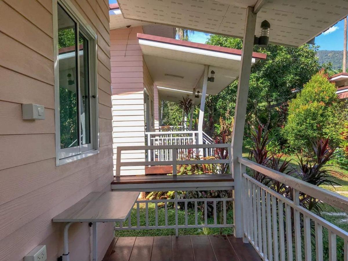 Baan Suan Khun Ta บ้านพักสวนคุณตา Casa vacanze *