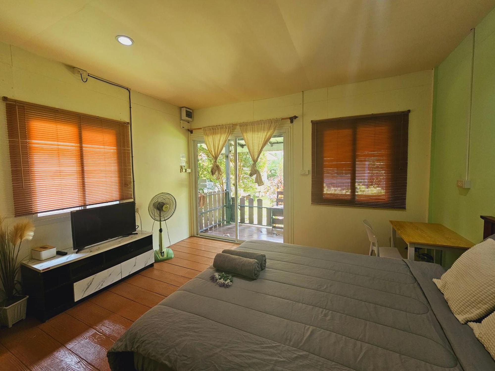 Baan Suan Khun Ta บ้านพักสวนคุณตา * Koh Chang